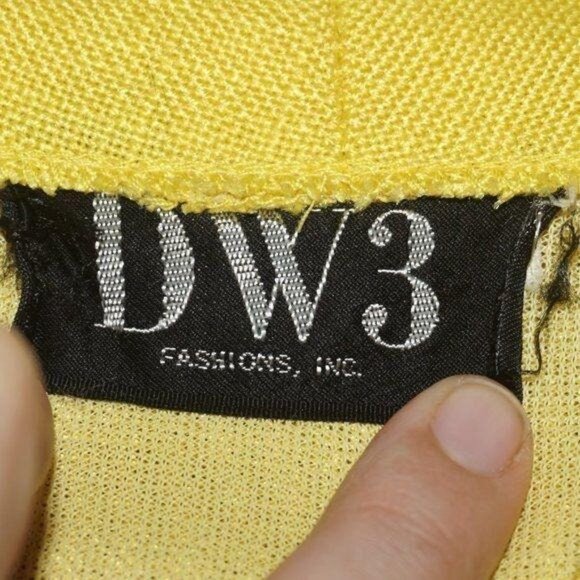 Vintage 60s Yellow Daisy Button Dress - Picture 5 of 10